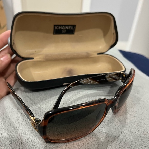 Authentic CHANEL CC Logos Sunglasses Eye Wear Plastic Brown Italy - Picture 8 of 9